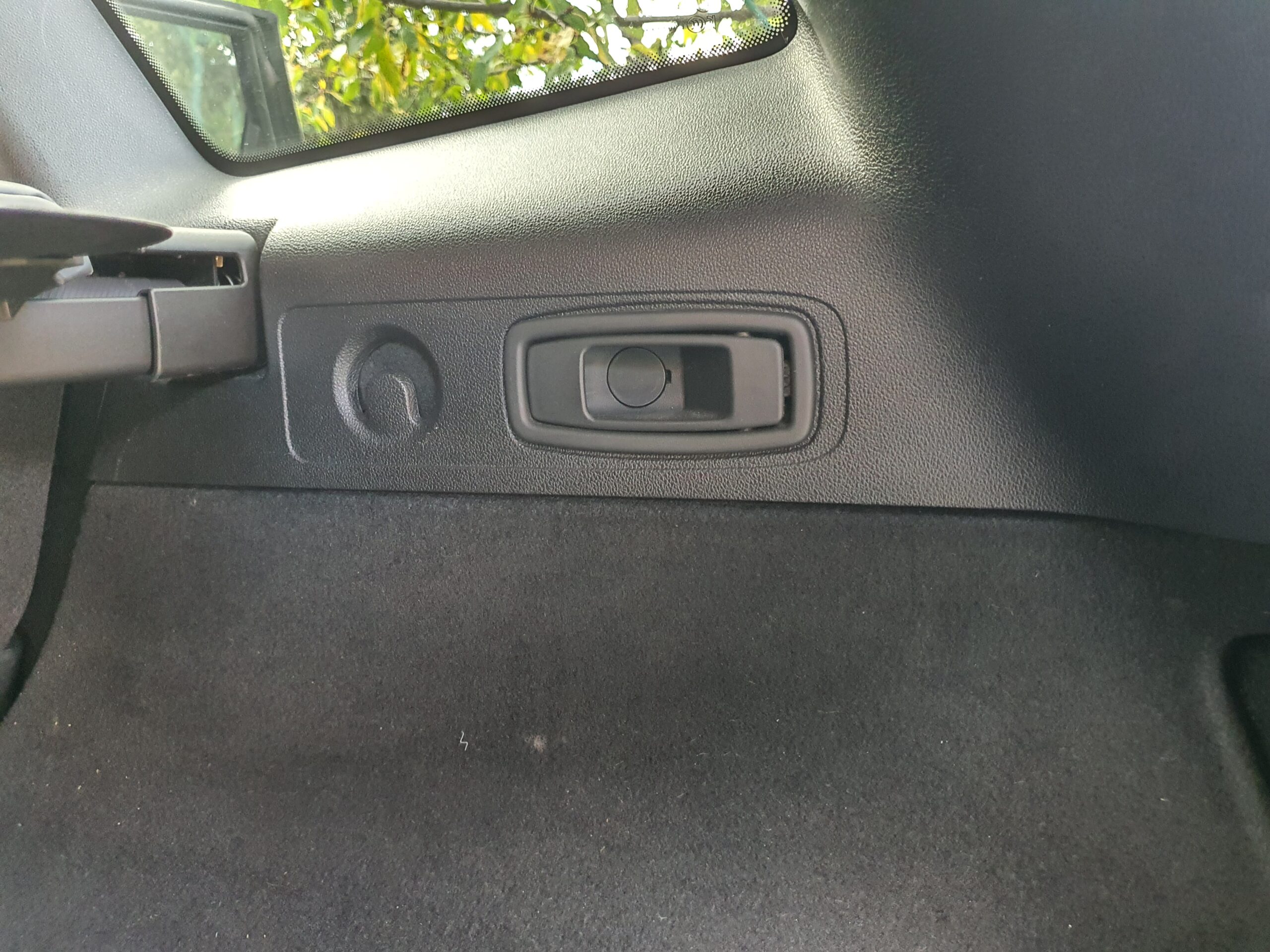 
								Renault Koleos 2017. full									