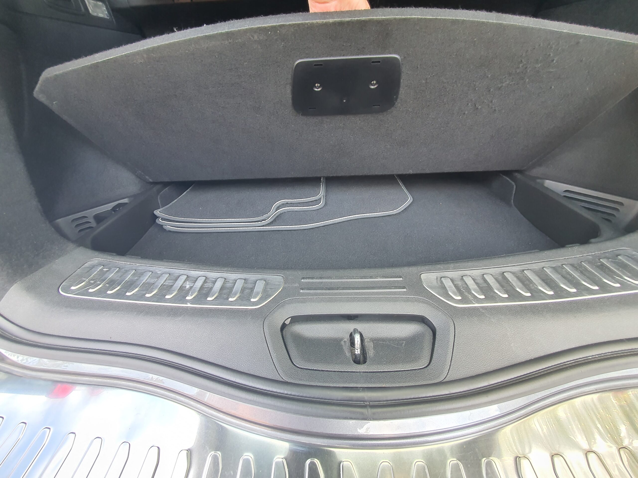 
								Renault Koleos 2017. full									